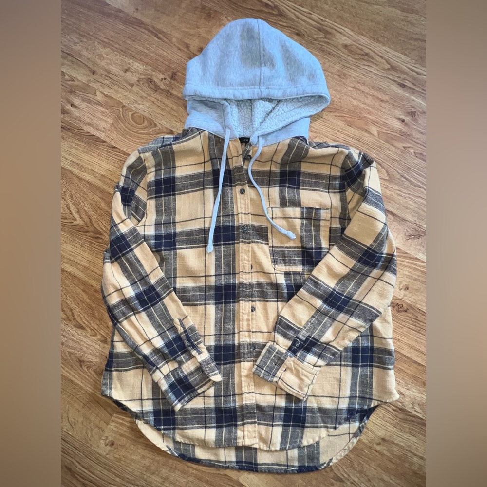 Love Tree Tan and Blue Plaid Hooded Shirt